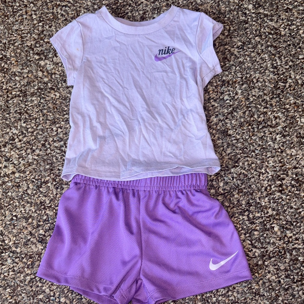 Nike White and Purple Kids Set